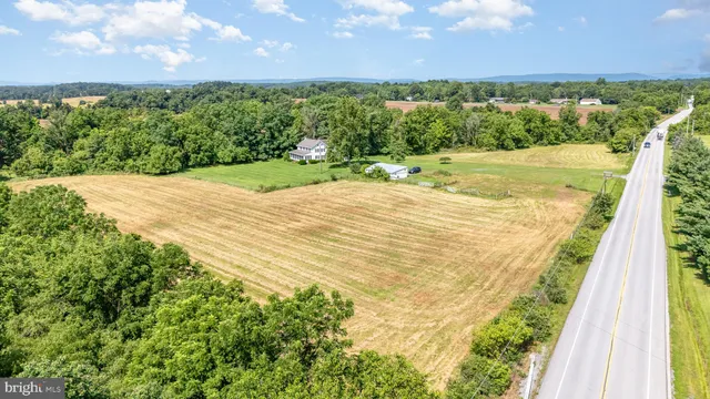 a view of a outdoor space