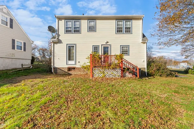$550,000 | 46 Sutton Street, Peabody, MA 01960