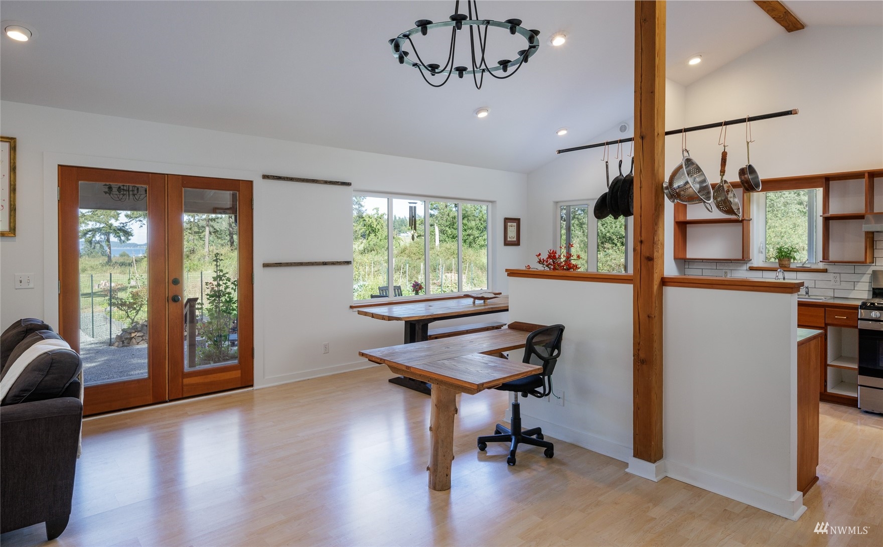 1156 Cross Road Lopez Island, WA 98261 - Photo 8 of 39