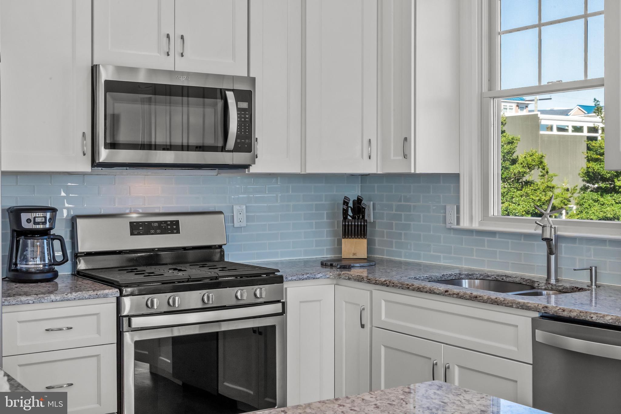 369 West 10th Street Ship Bottom, NJ 08008 - Photo 39 of 110