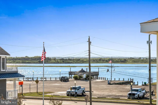 $1,776,000 | 369 West 10th Street, Ship Bottom, NJ 08008