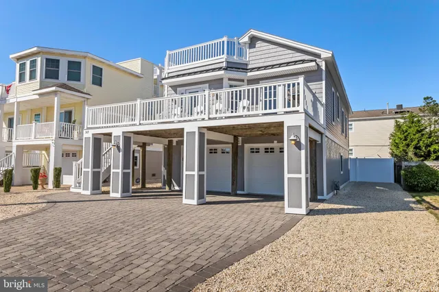 $1,776,000 | 369 West 10th Street, Ship Bottom, NJ 08008