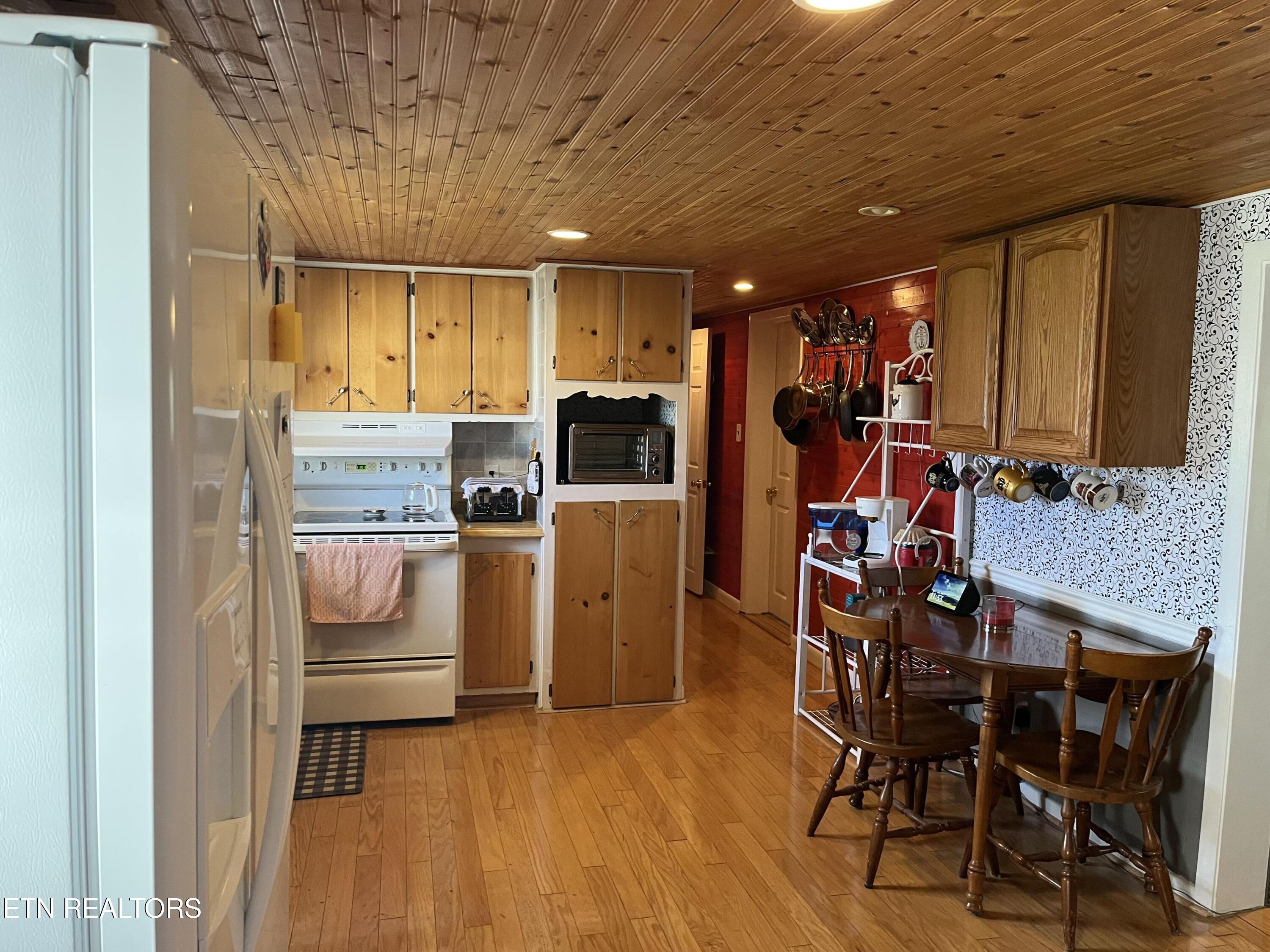 2330 Webb Road Sevierville, TN 37876 - Photo 6 of 6 6_beyc6a551f55ae541