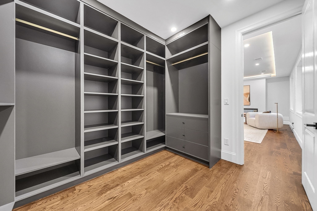 42 Bow Road Newton, MA 02459 - Photo 16 of 40