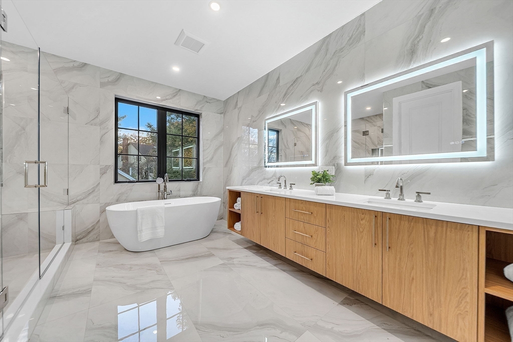 42 Bow Road Newton, MA 02459 - Photo 19 of 40