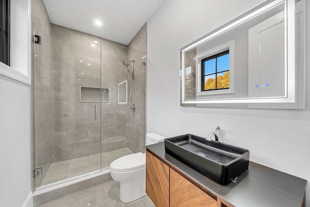 42 Bow Road Newton, MA 02459 - Photo 22 of 40