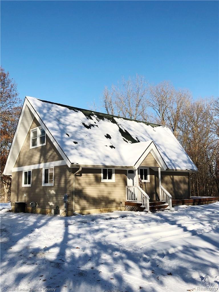 875 Francis Road Howell, MI 48843 - Photo 8 of 72 5CFB8388-7AAF-4E22-AED5-1A387A54CD1D.JPG
