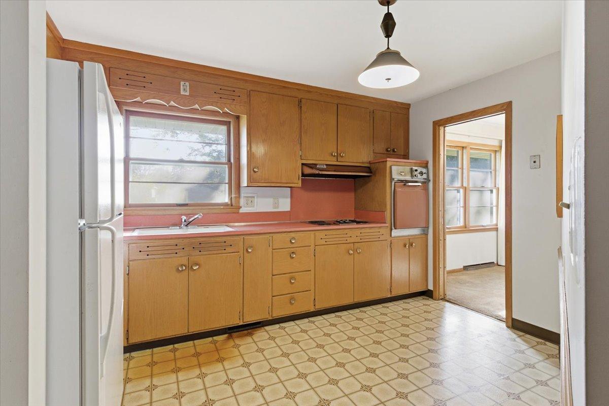 2326 16th Avenue Northwest Rochester, MN 55901 - Photo 14 of 50