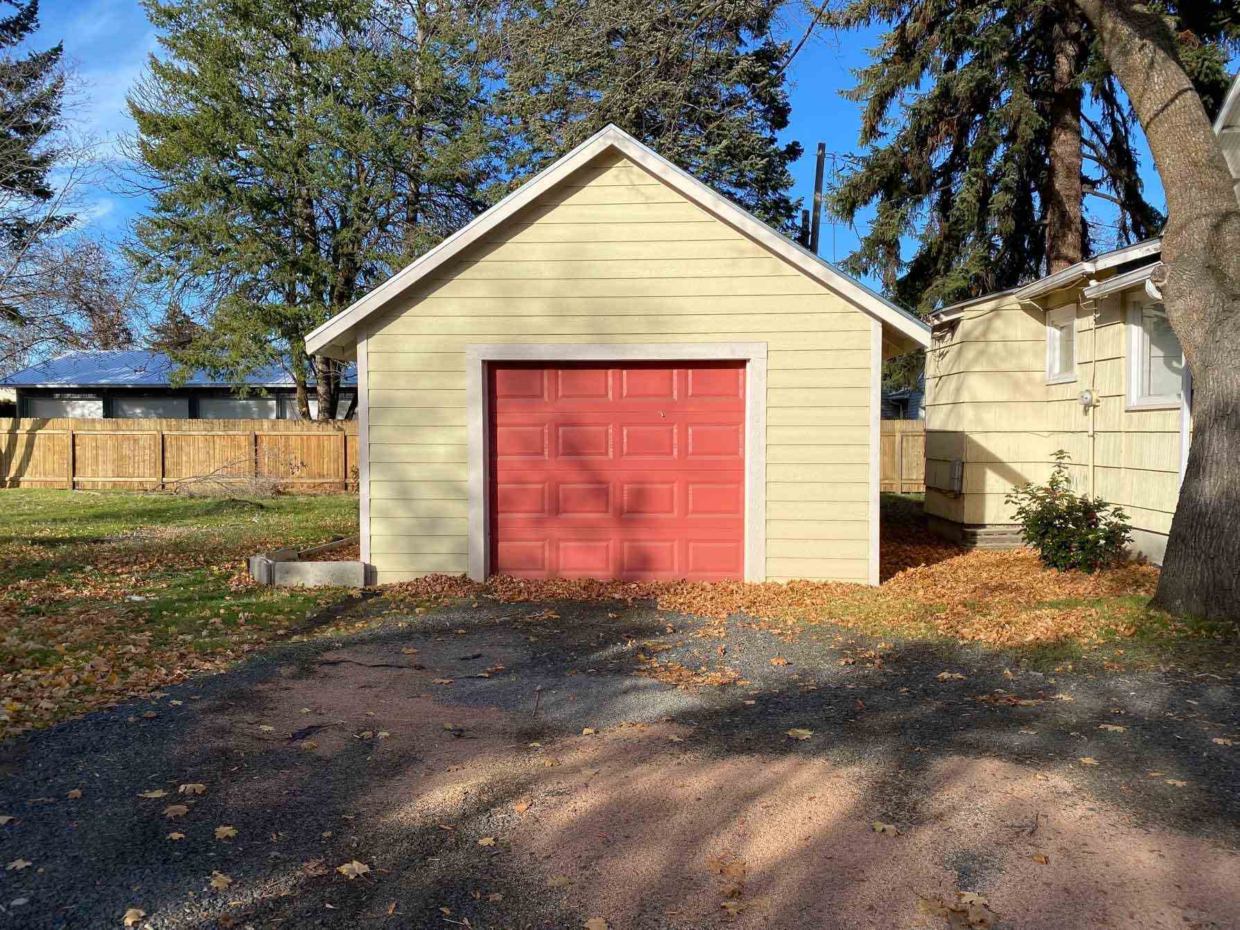 425 North University Road Spokane Valley, WA 99206 - Photo 34 of 36