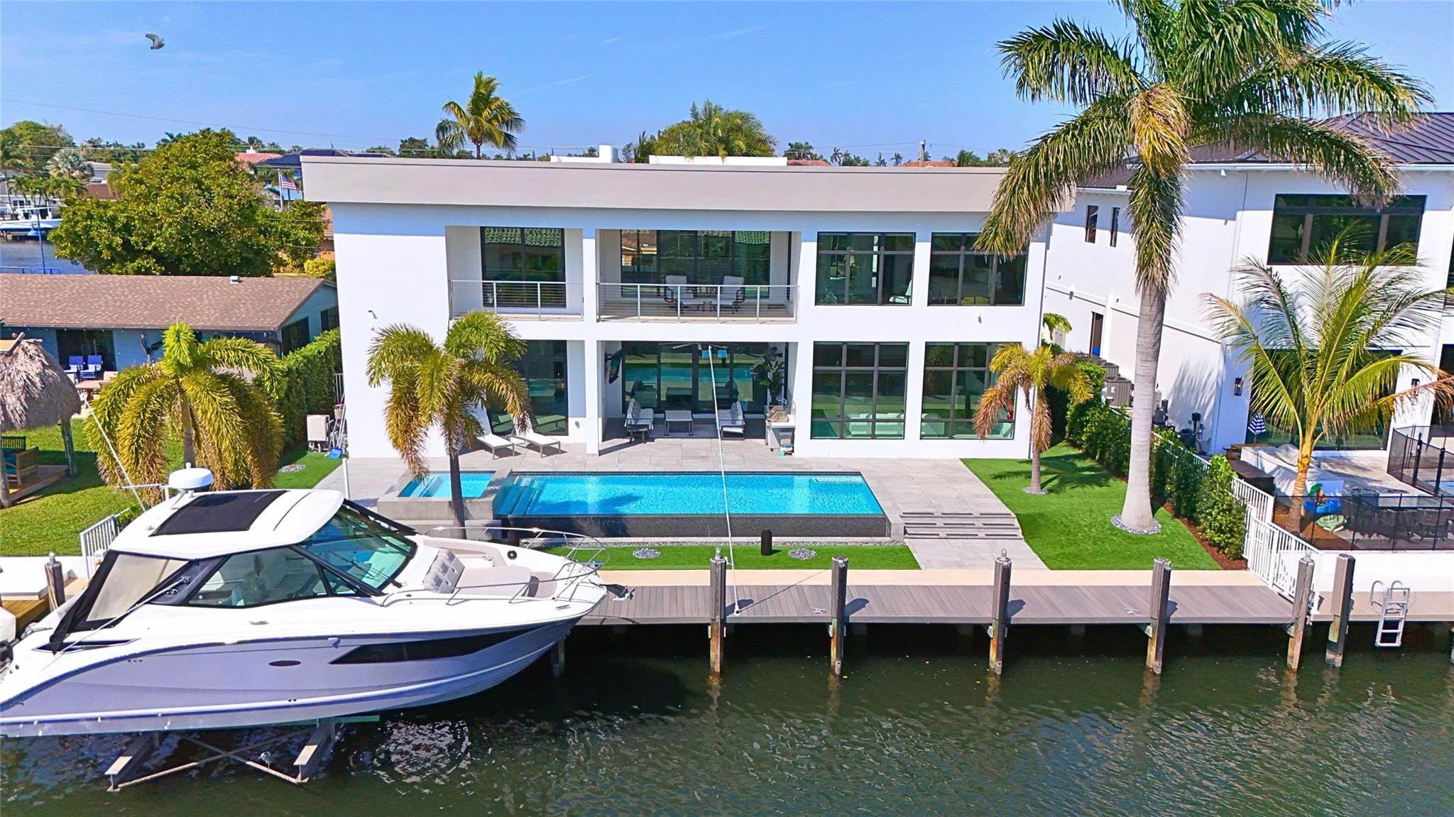 2410 Northeast 48th Street Lighthouse Point, FL 33064 - Photo 12 of 66 Photo 12