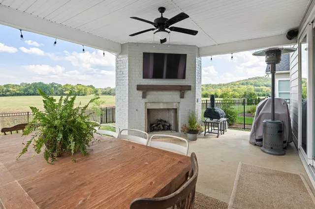 $1,099,000 | 7546 Delancey Drive, College Grove, TN 37046