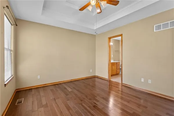 $264,900 | 5233 Downey Avenue, Independence, MO 64055