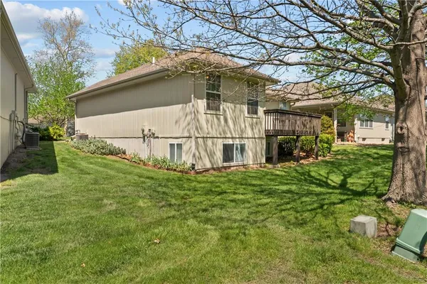 $264,900 | 5233 Downey Avenue, Independence, MO 64055