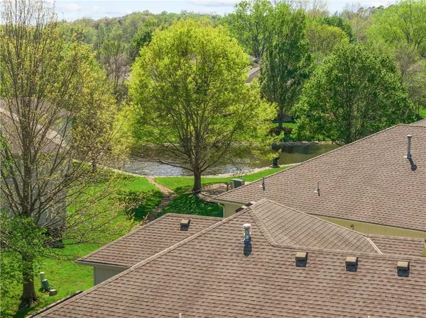 $264,900 | 5233 Downey Avenue, Independence, MO 64055