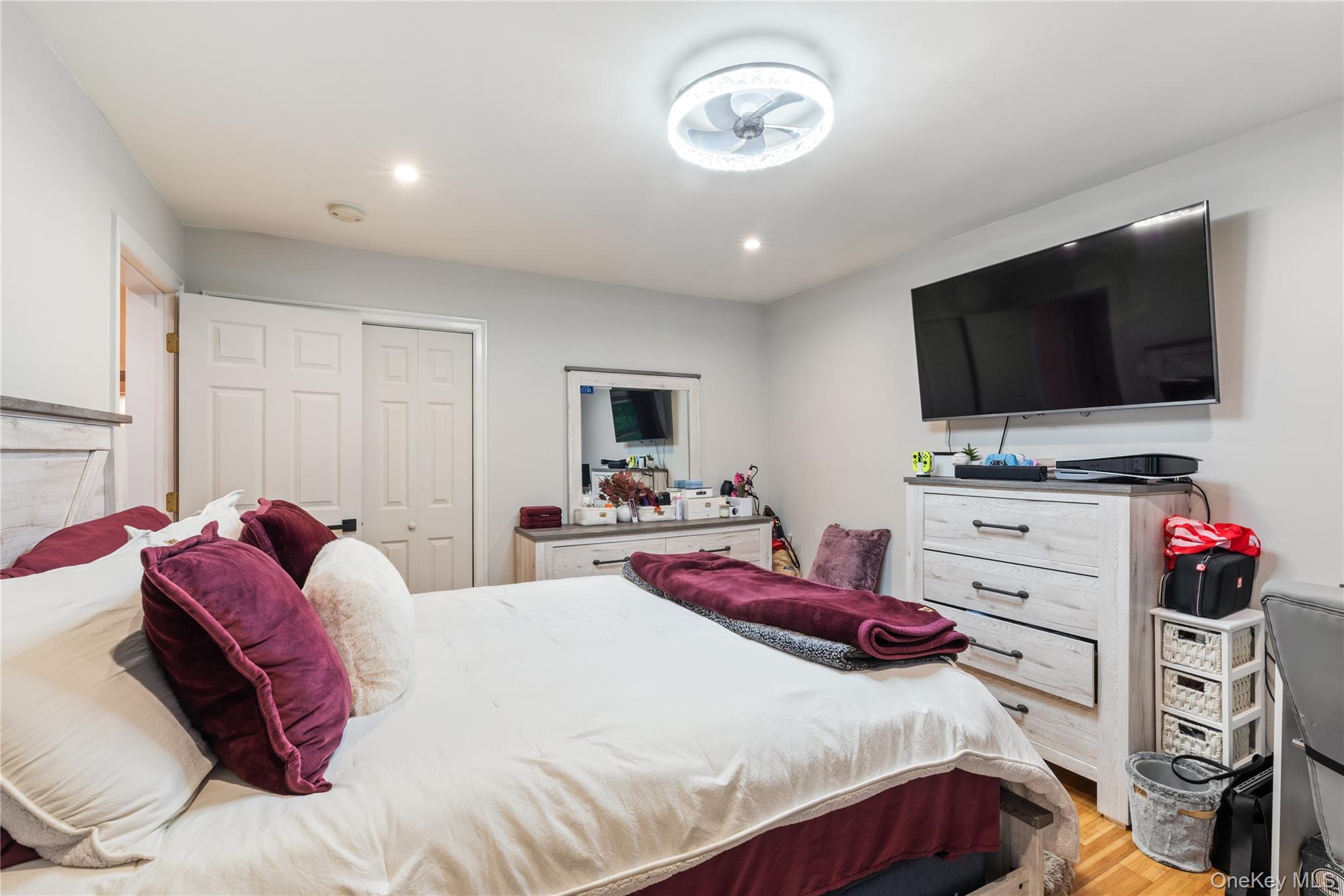 411 South Chelsea Road White Plains, NY 10603 - Photo 33 of 36