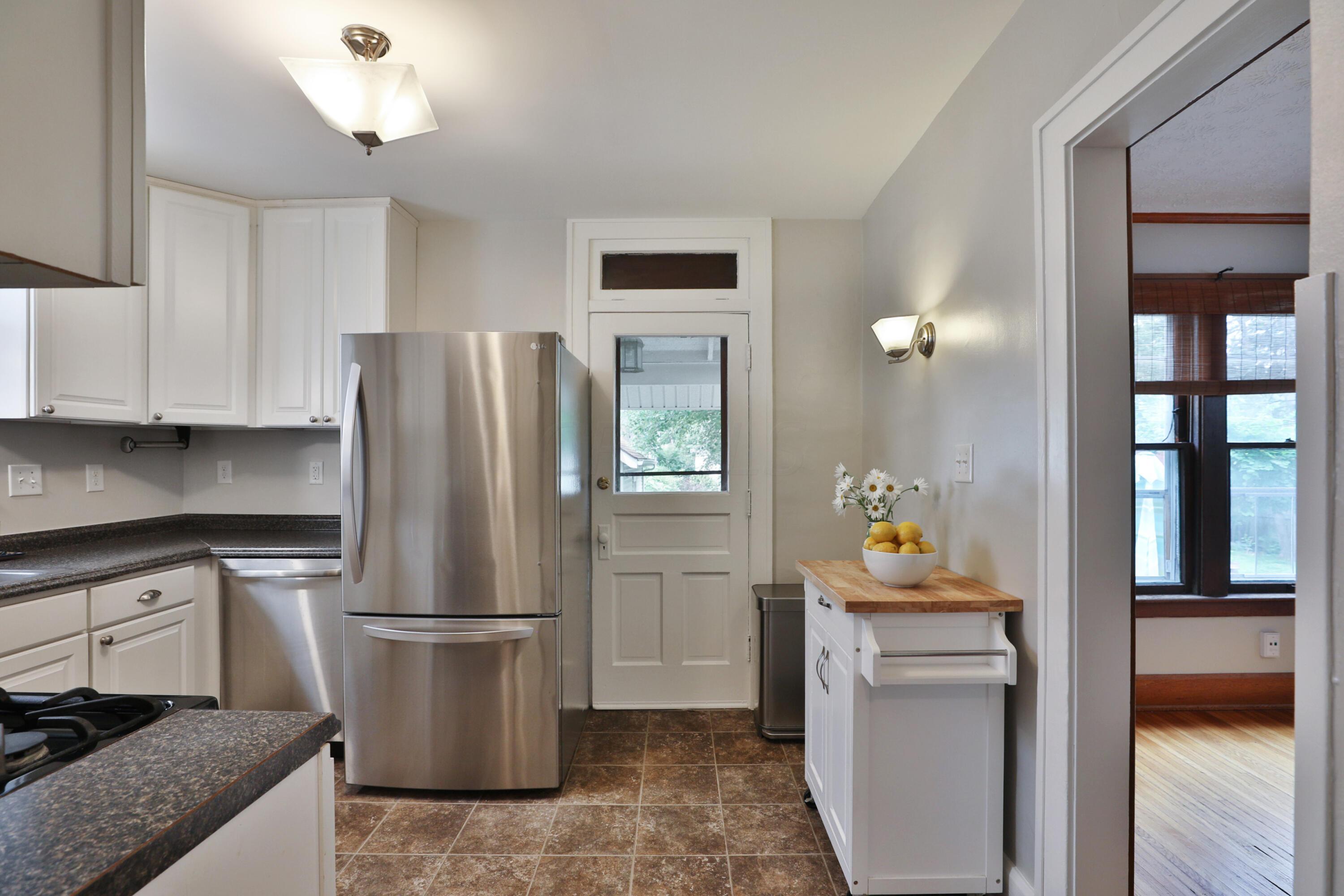 269 East Tulane Road Columbus, OH 43202 - Photo 21 of 51 Kitchen