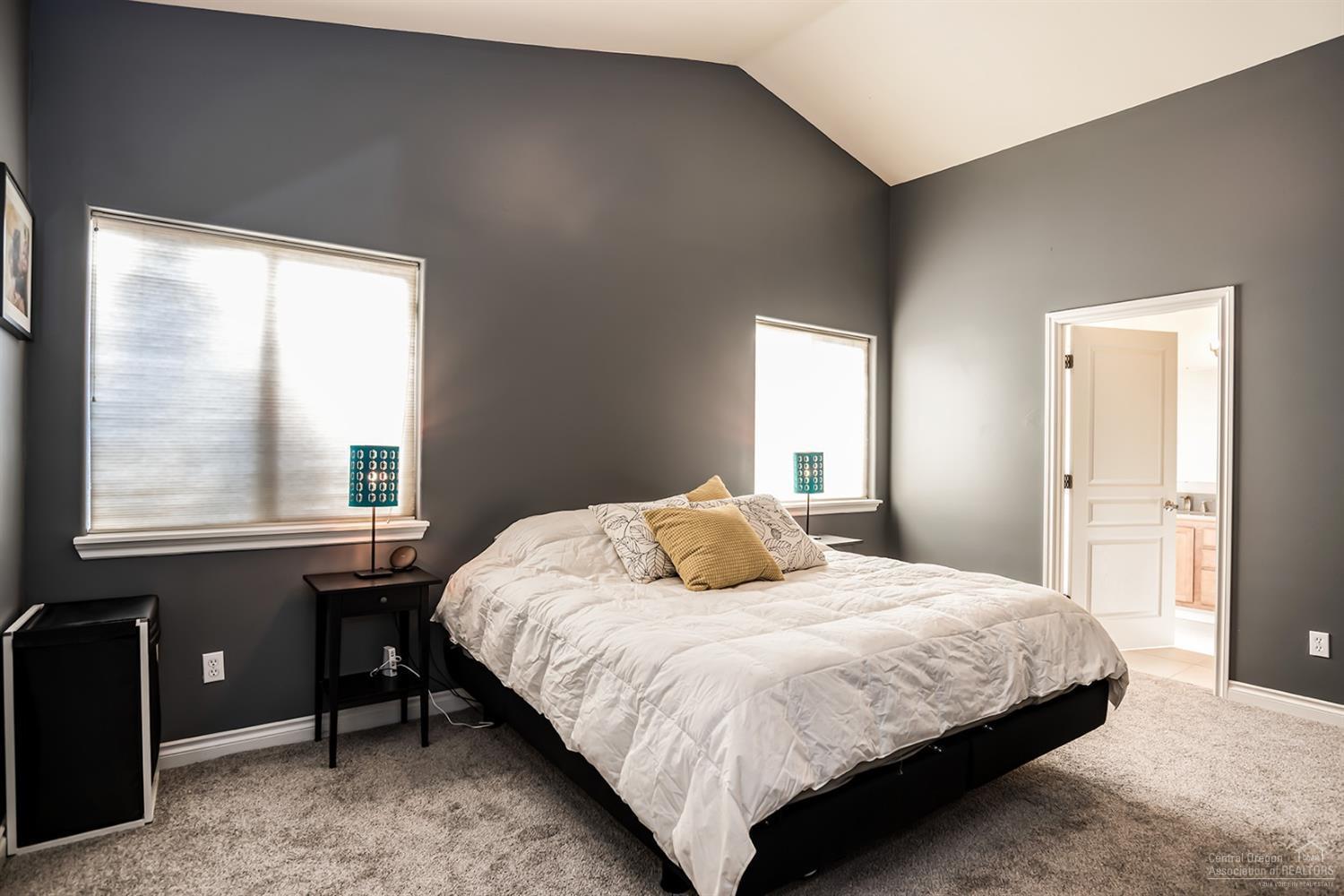 19553 Fishhawk Loop Bend, OR 97702 - Photo 13 of 25 Master Bedroom