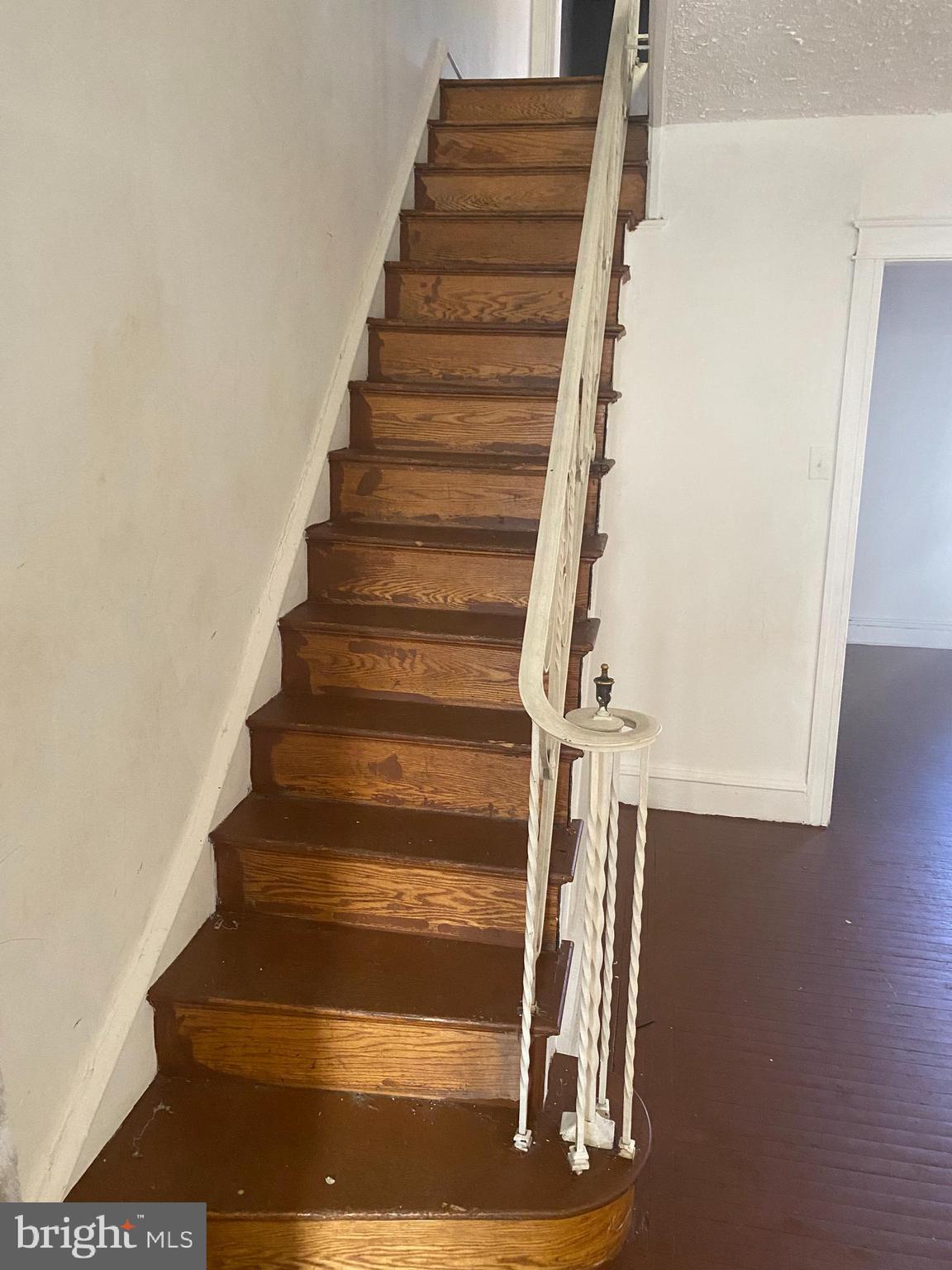89 Lamport Road Upper Darby, PA 19082 - Photo 9 of 22 a view of entryway