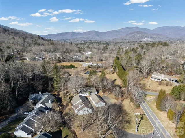 $350,000 | 102 Llama Vista Court, Black Mountain, NC 28711