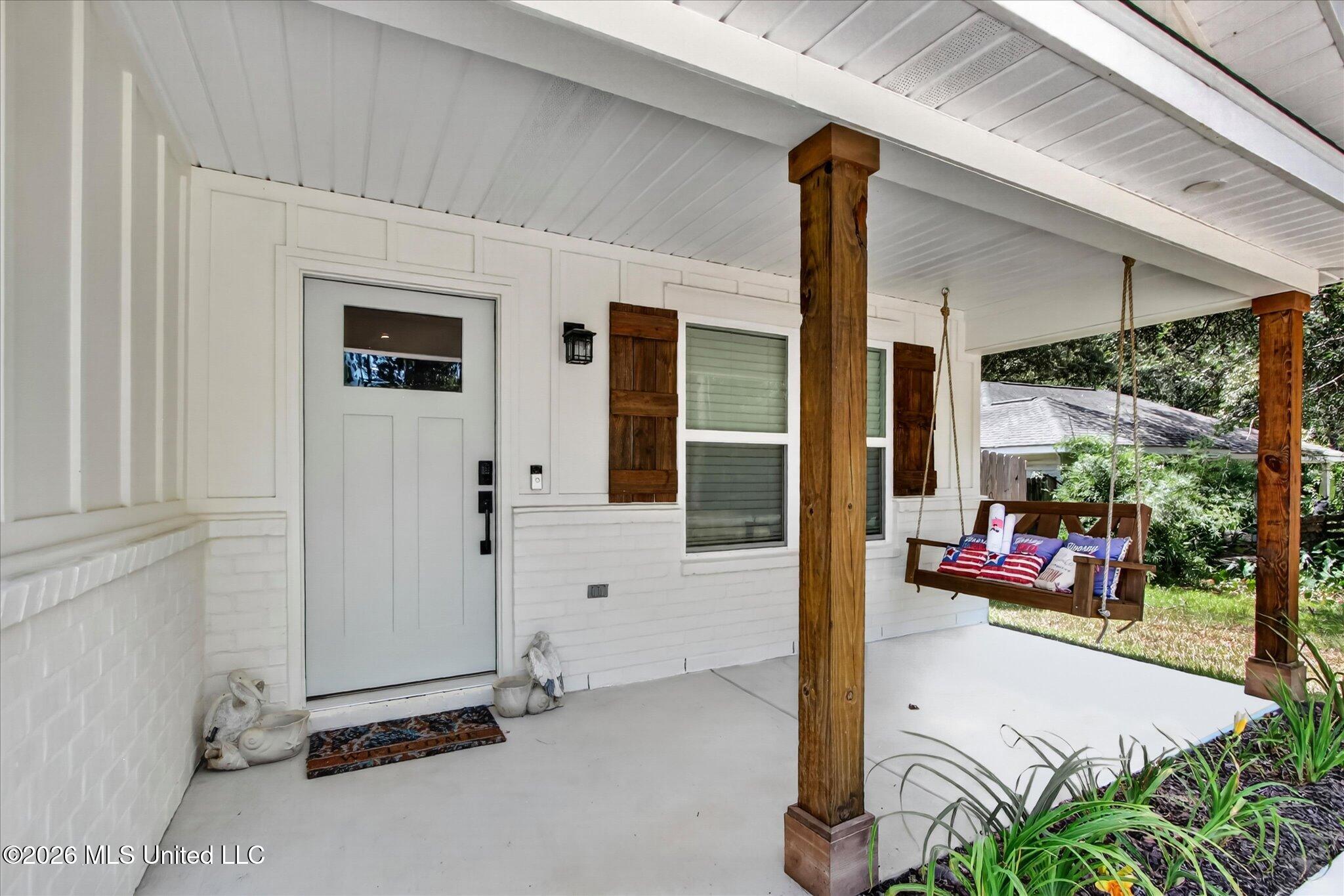 975 Luawai Way Diamondhead, MS 39525 - Photo 9 of 46 10-008