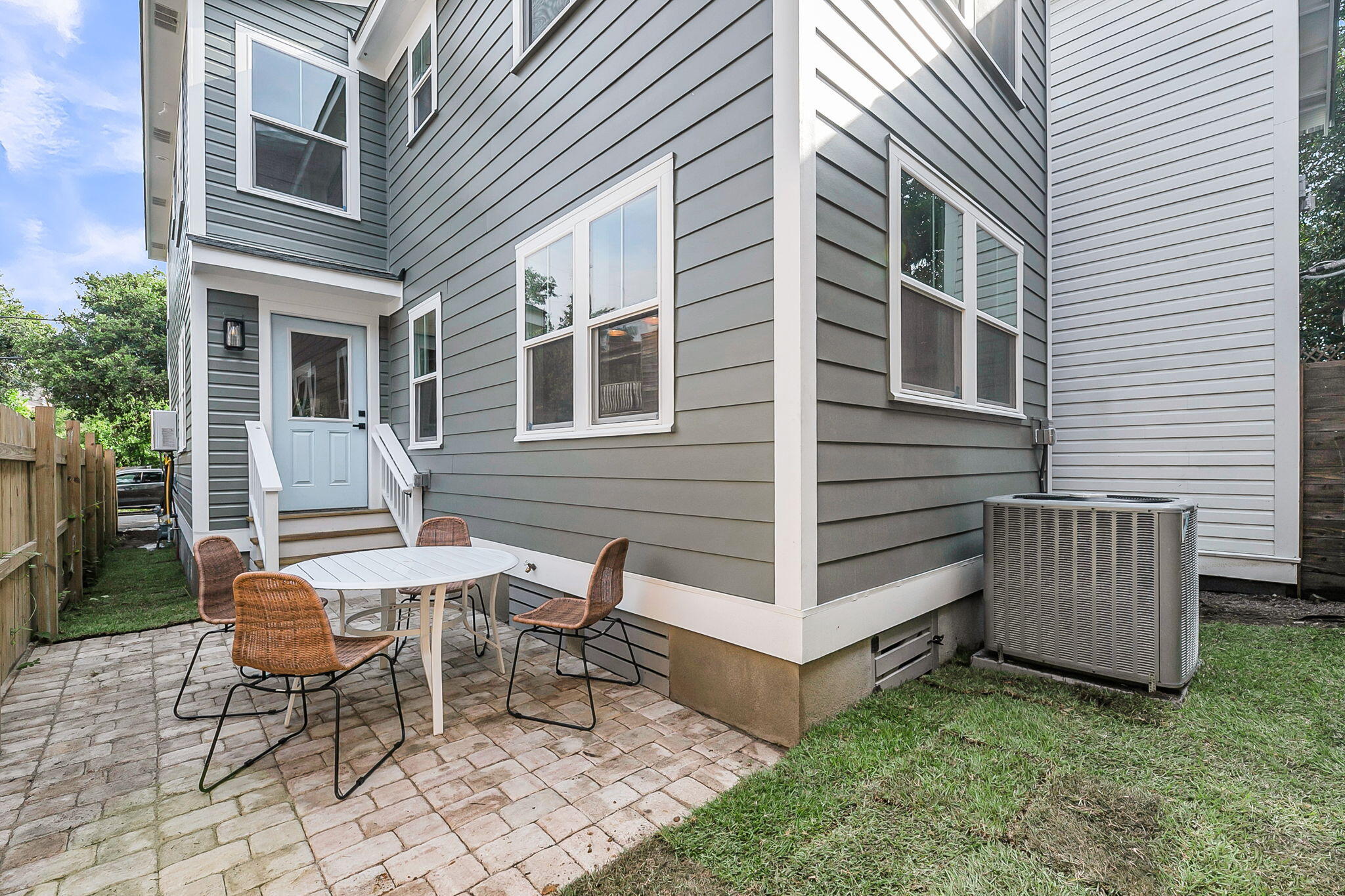 65 Simons Street Charleston, SC 29403 - Photo 18 of 27 Backyard patio
