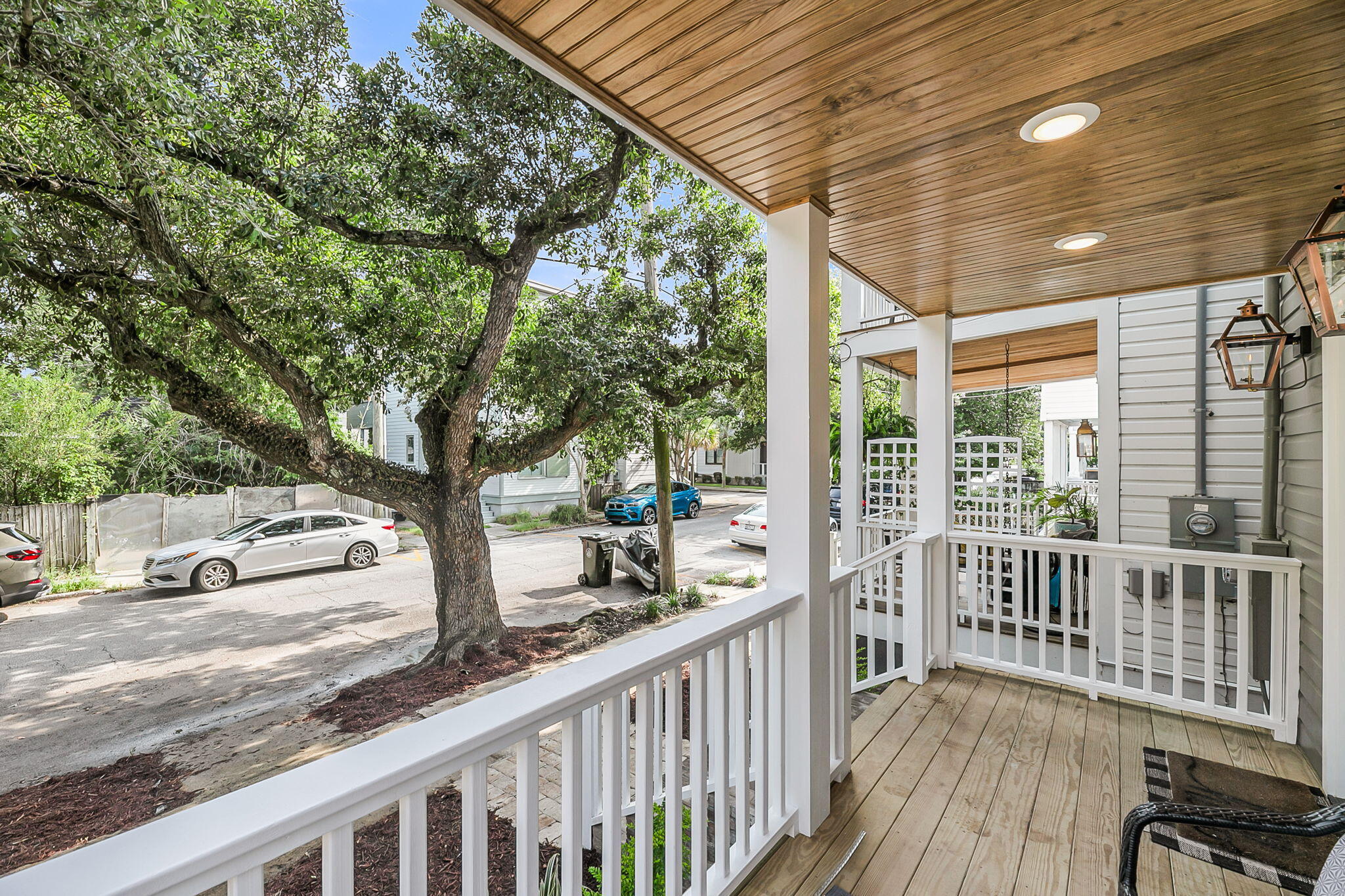 65 Simons Street Charleston, SC 29403 - Photo 4 of 27 Front Porch
