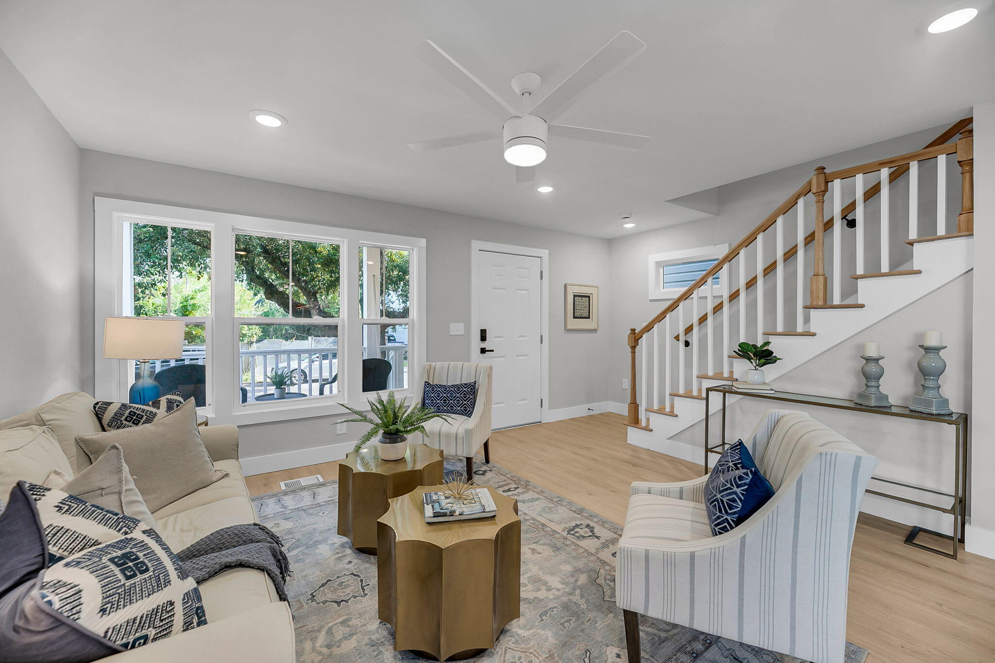 65 Simons Street Charleston, SC 29403 - Photo 5 of 27 Plenty of Natural Light