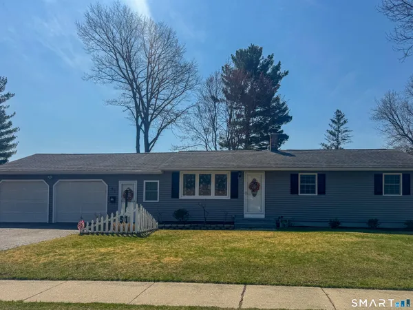 $369,999 | 51 Roosevelt Boulevard, Enfield, CT 06082