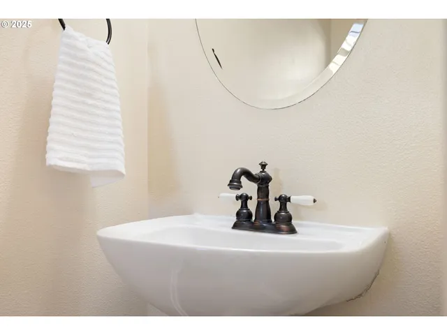 $375,000 | 2514 Northwest 3rd Terrace, Gresham, OR 97030