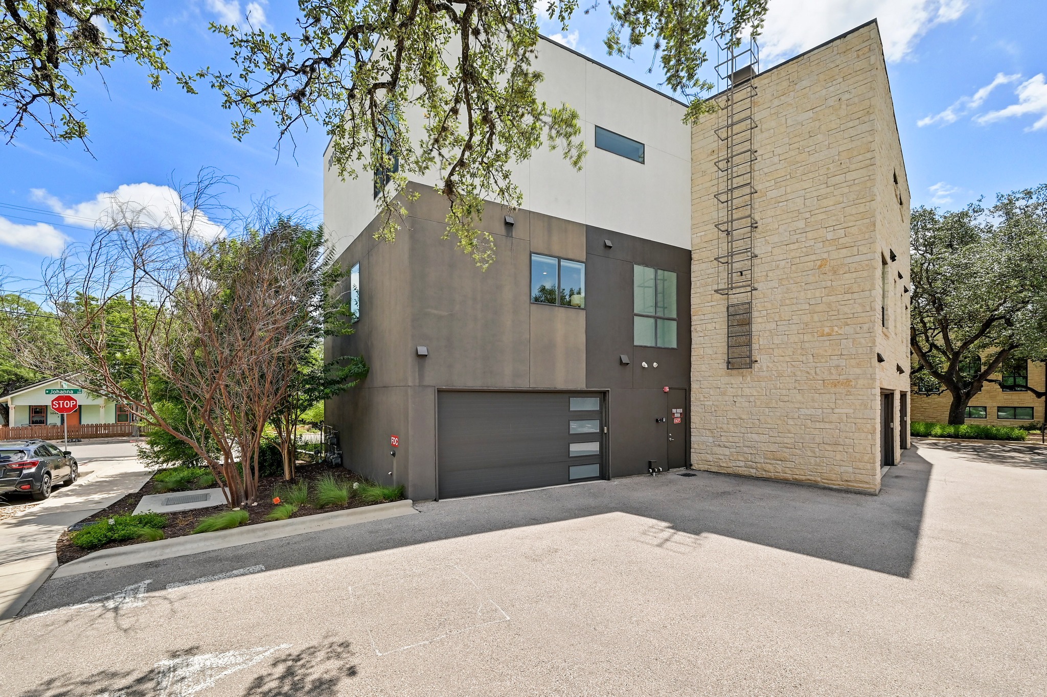 2003 Wilson Street, Unit 1 Austin, TX 78704 - Photo 31 of 40 2 car garage. With 2 closets-great for storage.