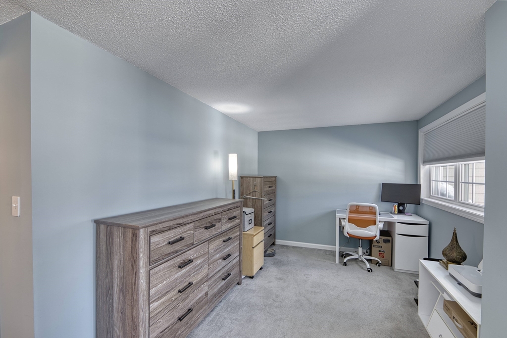 26 Drake Circle, Unit 26 Walpole, MA 02081 - Photo 17 of 34