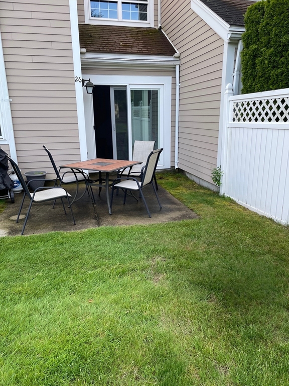 26 Drake Circle, Unit 26 Walpole, MA 02081 - Photo 29 of 34