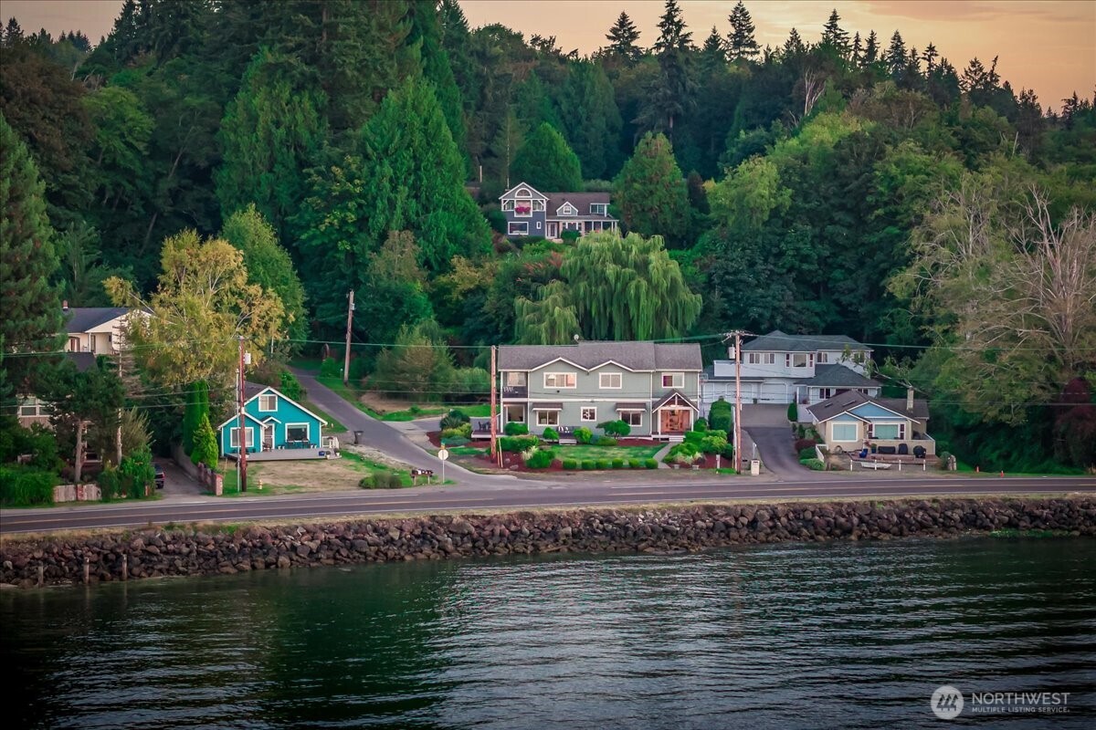 1374 Ahlstrom Road East Port Orchard, WA 98366 - Photo 33 of 40 Gallery Image 33