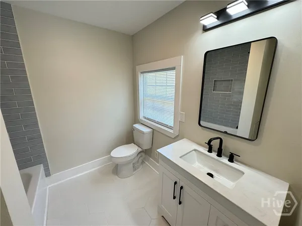 $2,300 | 1112 East Anderson Street, Savannah, GA 31404