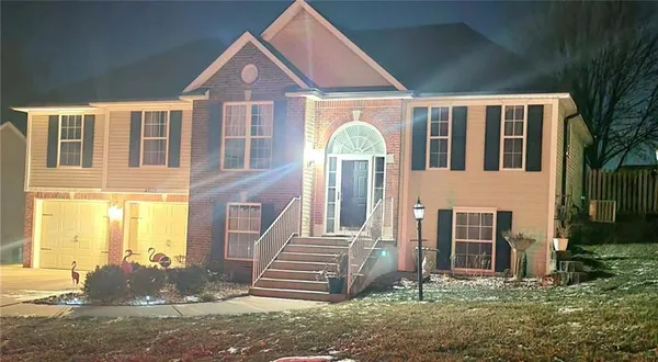 $345,000 | 4602 North Heatherwood Drive, St. Joseph, MO 64506