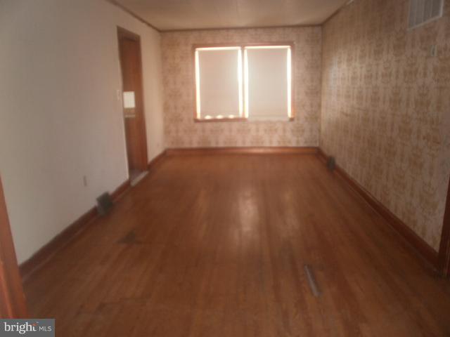 23210 Frederick Road Clarksburg, MD 20871 - Photo 8 of 16 Dining Room