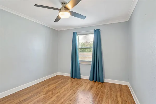 $410,000 | 11821 West Lake Drive, Murchison, TX 75778