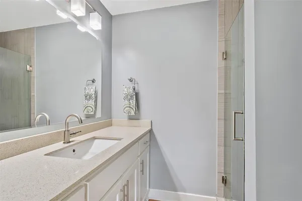 $410,000 | 11821 West Lake Drive, Murchison, TX 75778