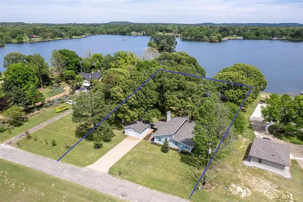 $410,000 | 11821 West Lake Drive, Murchison, TX 75778