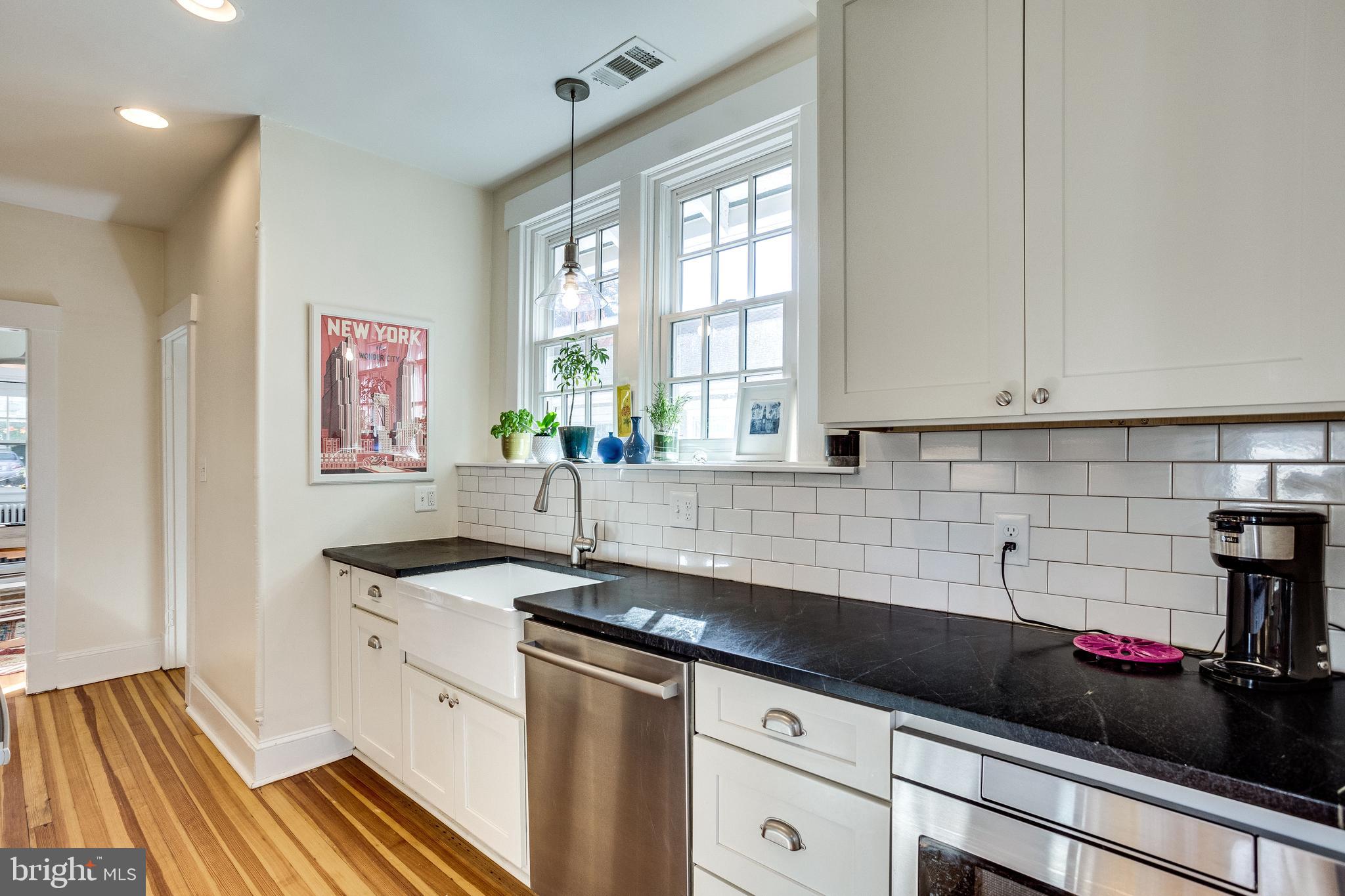 7342 Carroll Avenue Takoma Park, MD 20912 - Photo 15 of 36