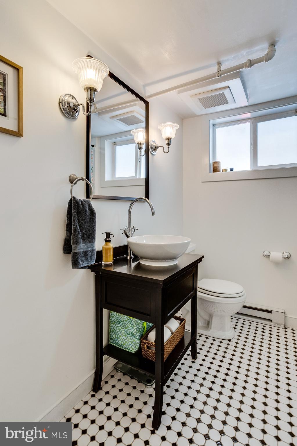 7342 Carroll Avenue Takoma Park, MD 20912 - Photo 28 of 36