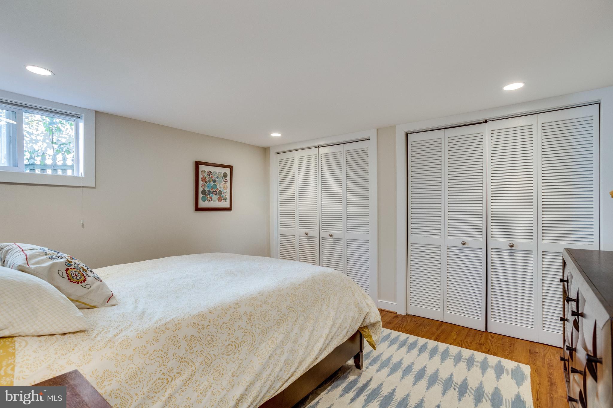 7342 Carroll Avenue Takoma Park, MD 20912 - Photo 29 of 36