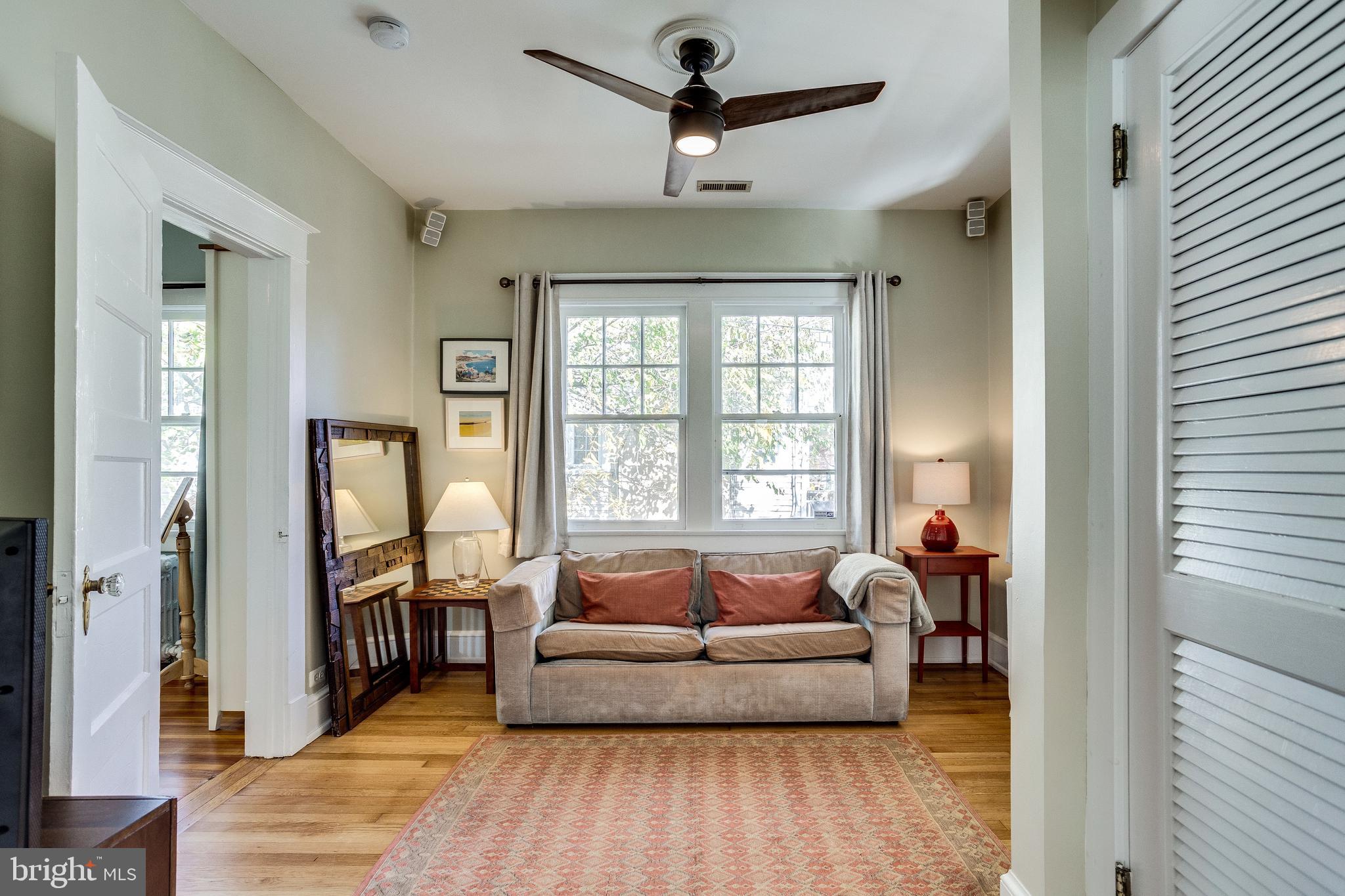 7342 Carroll Avenue Takoma Park, MD 20912 - Photo 9 of 36