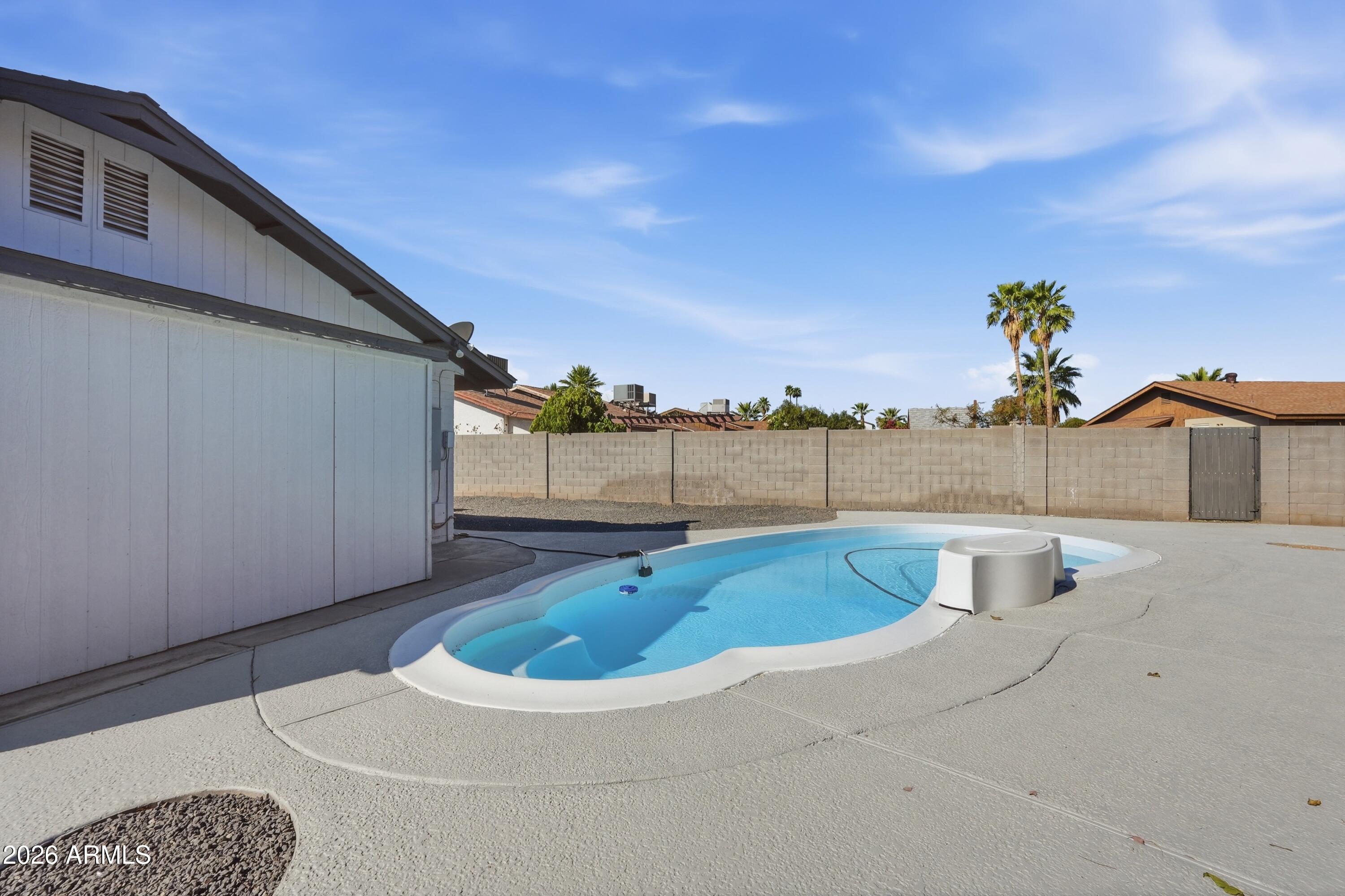 2914 East Cactus Road Phoenix, AZ 85032 - Photo 40 of 40 a view of a terrace