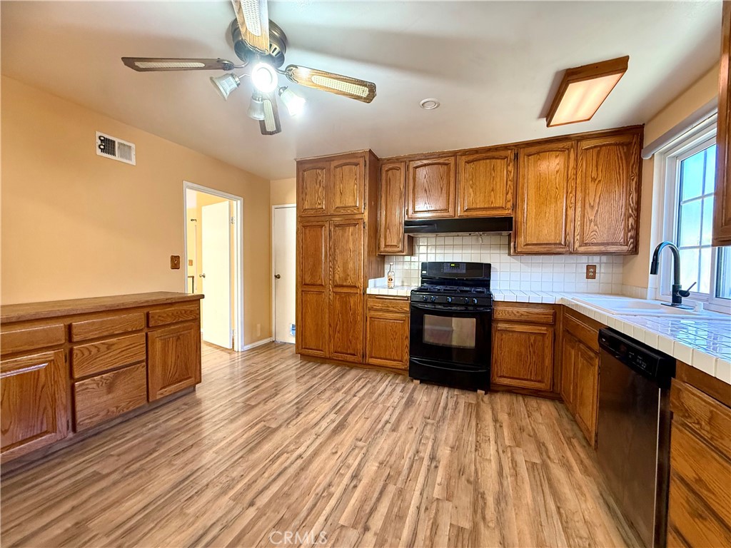 2958 Rosette Avenue Simi Valley, CA 93065 - Photo 11 of 29