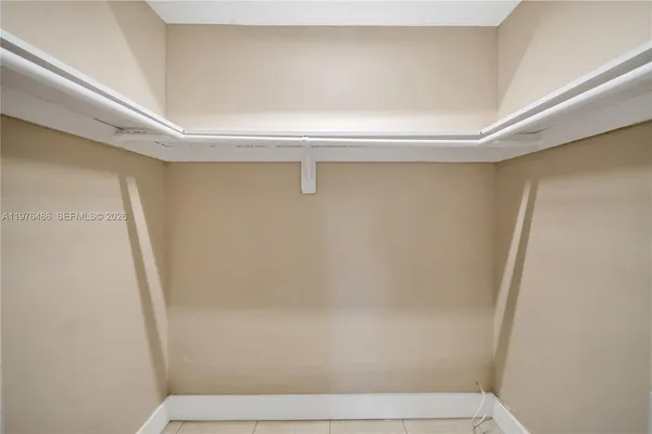 $1,700 | 592 Northeast 150th Street, Unit 1, Miami, FL 33161