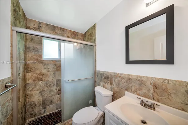 $1,700 | 592 Northeast 150th Street, Unit 1, Miami, FL 33161