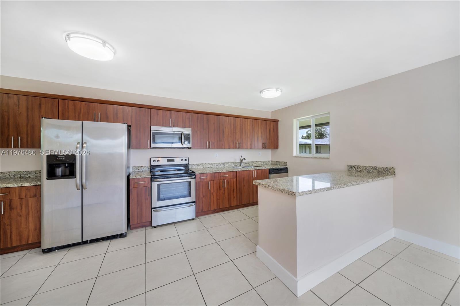 592 Northeast 150th Street, Unit 1 Miami, FL 33161 - Photo 5 of 26