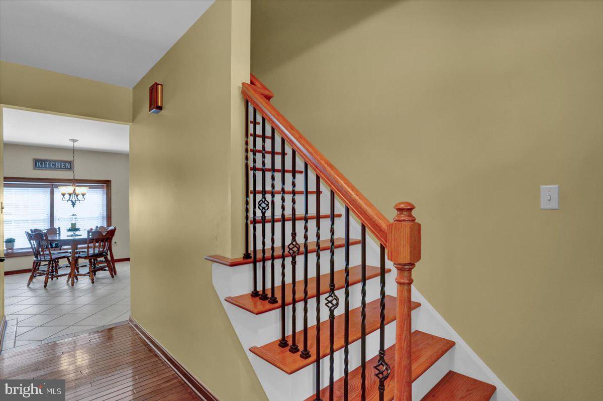 202 Suncrest Road Lancaster, PA 17601 - Photo 11 of 41