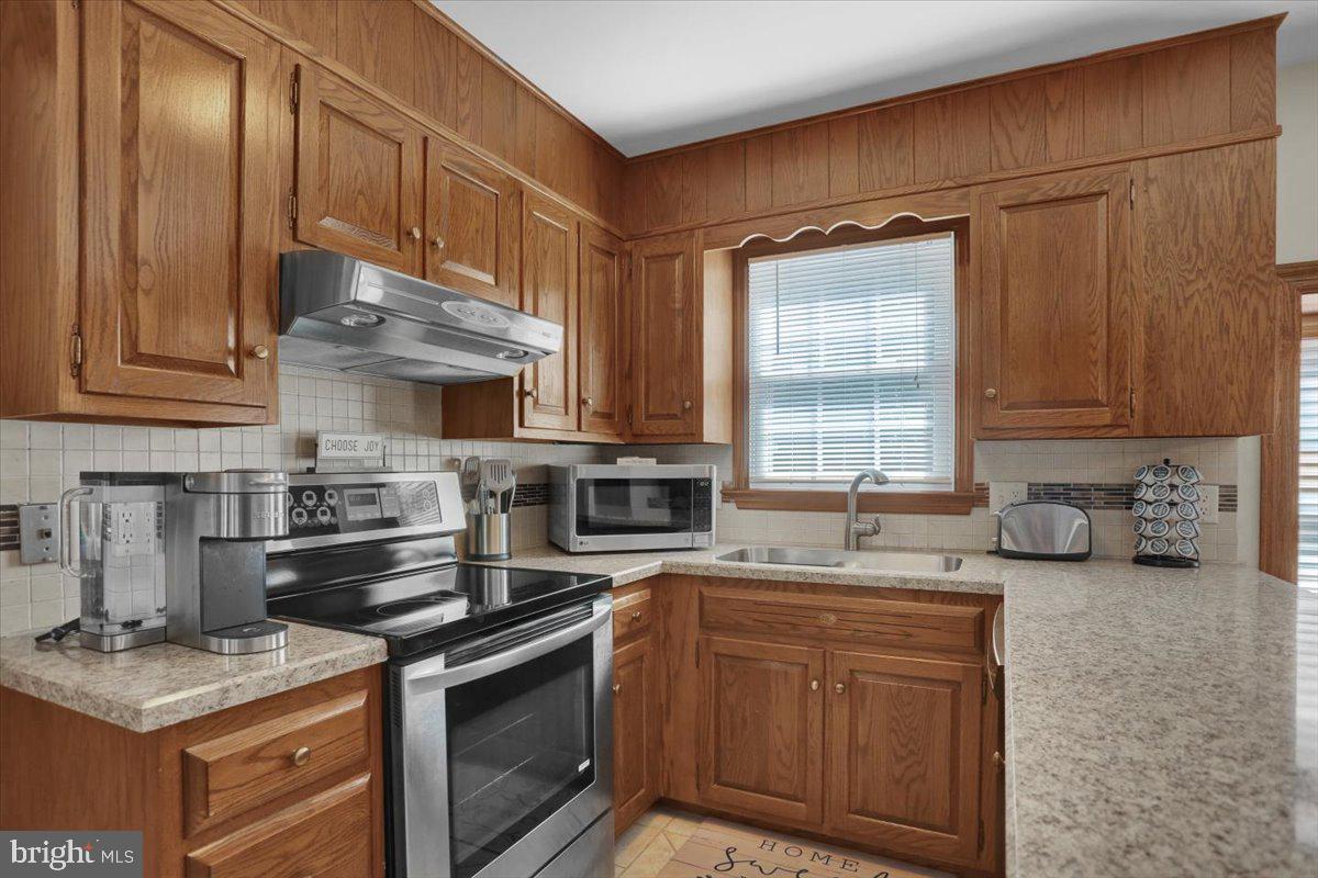 202 Suncrest Road Lancaster, PA 17601 - Photo 16 of 41